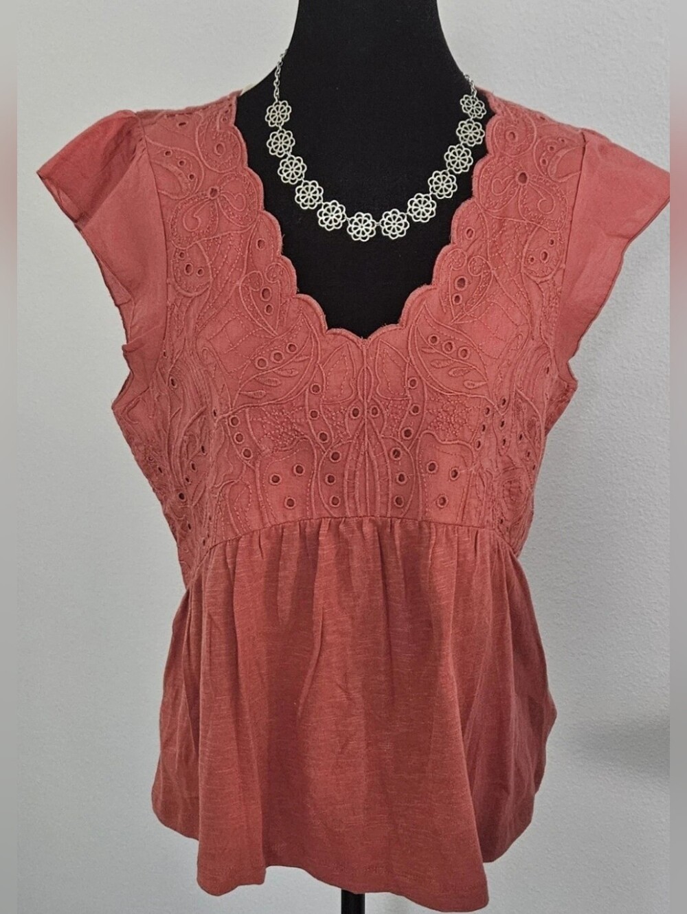 NWOT Democracy Eyelet Embroidered Peplum Top Coral Orange Size Small. - Picture 2 of 6